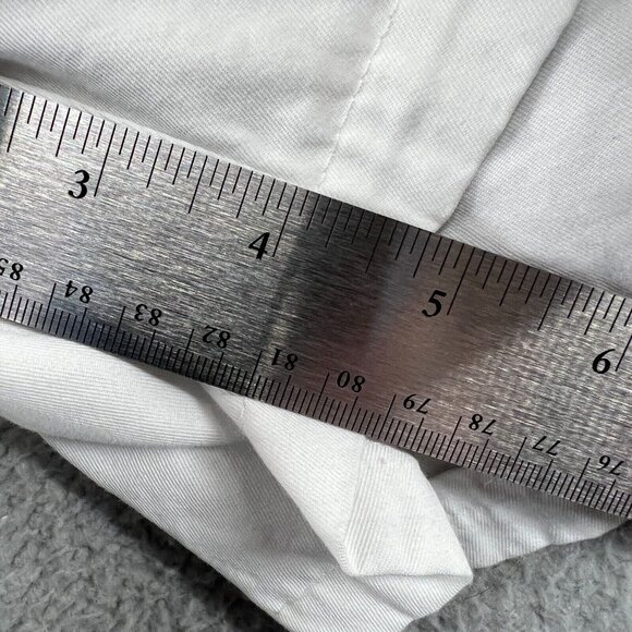 Lands End Womens Shorts 2‎ White Chino Low-Rise Zip Front Pockets - Picture 11 of 11